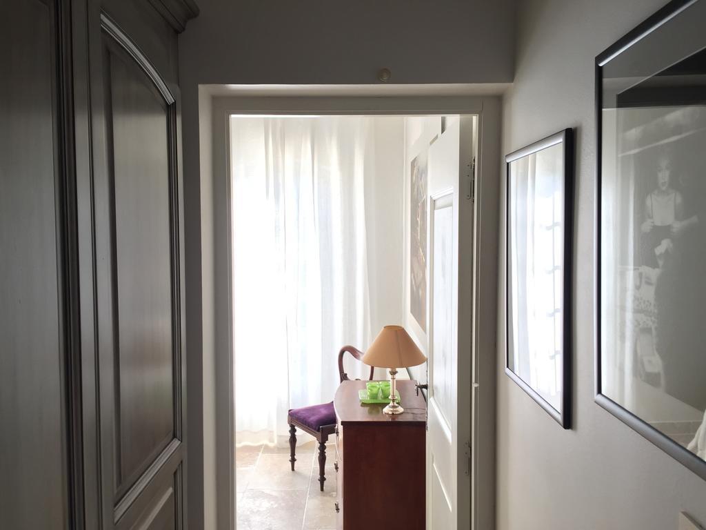 パラドゥー Le Mas Des Lauriers Bed & Breakfast 部屋 写真