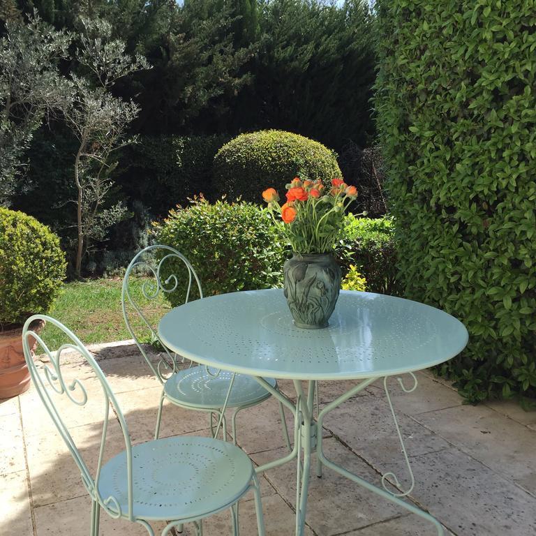 パラドゥー Le Mas Des Lauriers Bed & Breakfast 部屋 写真